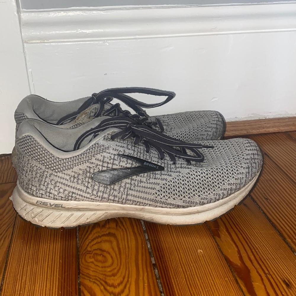 Brooks Revel 3